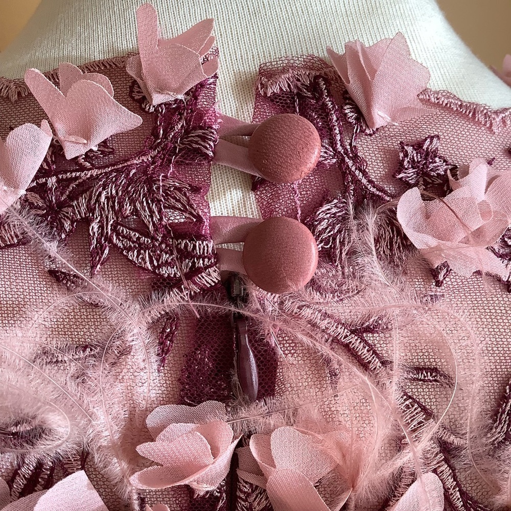 LOVEMATTERS Matthew Donnelly Pink Silk Floral Appliqué Jumpsuit Small 6 Mesh - Picture 10 of 16
